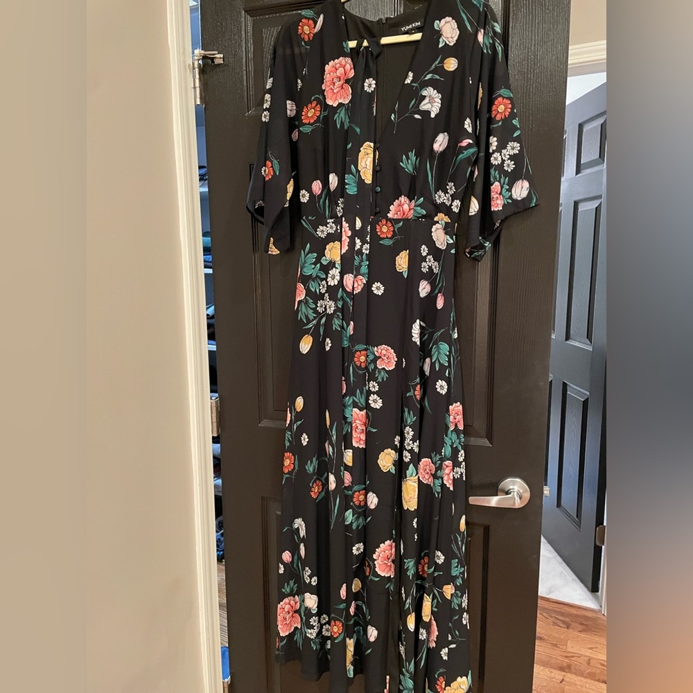 Yumi Kim button v neck sash maxi size S